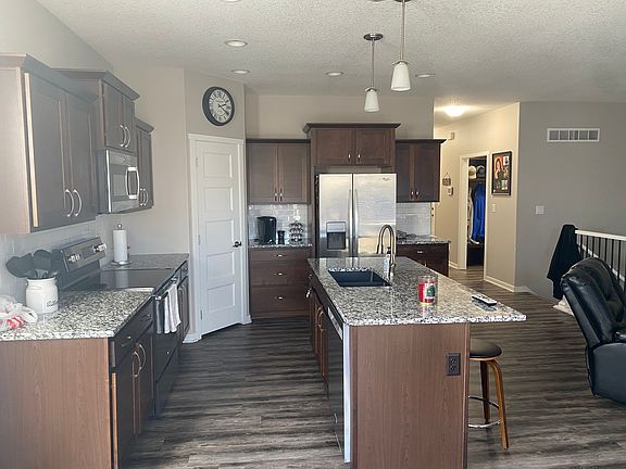 View to Kitchen from Brkfst Area