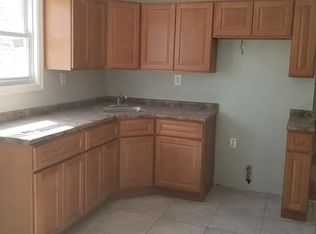 384 Badger Ave APT 3, Newark, NJ 07112