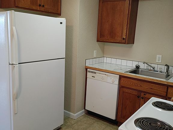 4th image of 34764 Spicer Dr SE