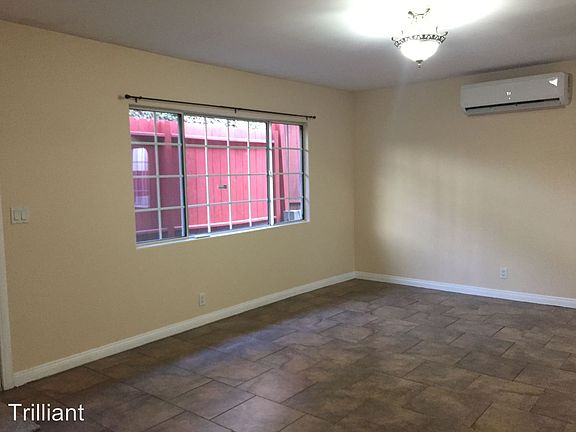 5th image of 912 N Avenue 49
