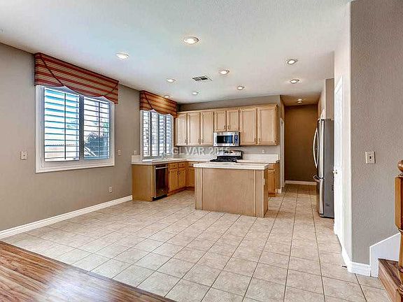 5th image of 2572 New Morning Ave
