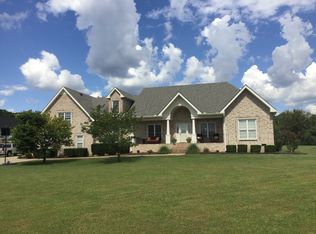1130 Jenkins Ln, Hendersonville, TN 37075