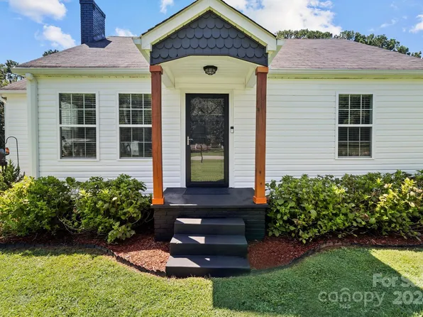 45 Sumner Ave NW, Concord, NC 28027