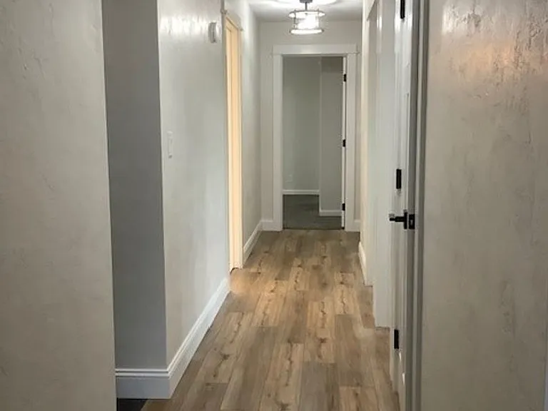 955 Exchange St — Photo 25