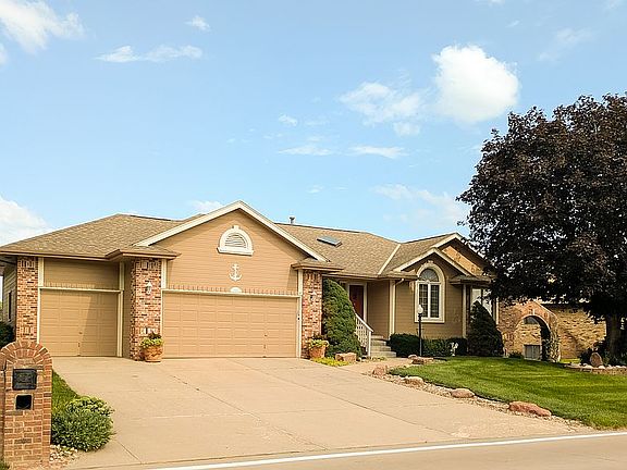 2nd image of 16405 S 87th St