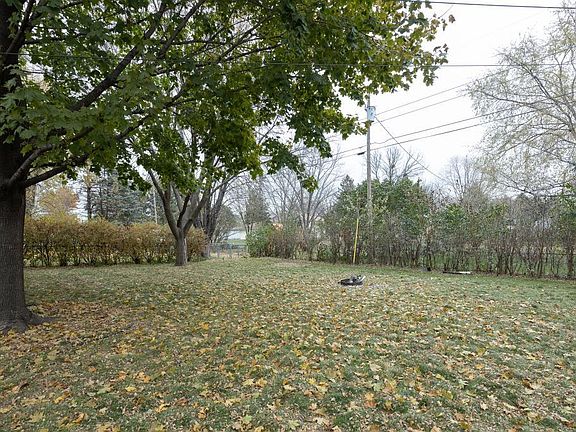 4th image of 16384 Flagstaff Ave