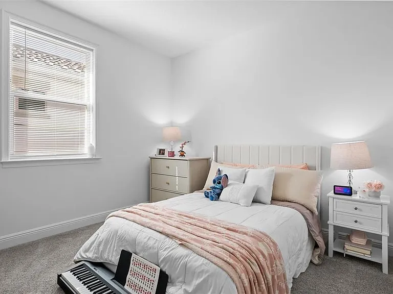 13736 Larkton Ln — Photo 39