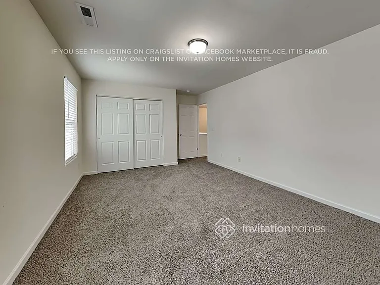 40 Luzelle Dr — Photo 15