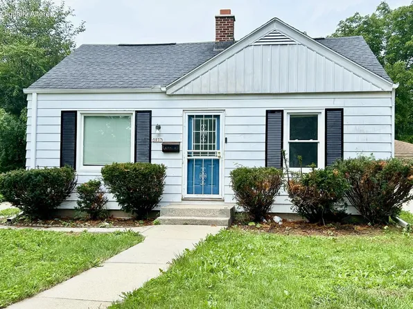 5037 N 74th St, Milwaukee, WI 53218
