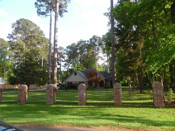 5635 Branchwood Dr, Keithville, LA 71047