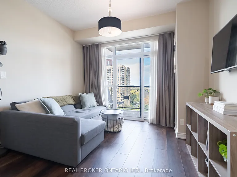 133 Wynford Dr #1208 — Photo 4