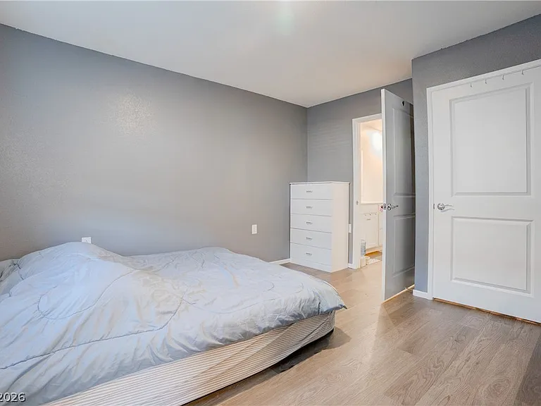 7890 Aurora Sky St #2 — Photo 32