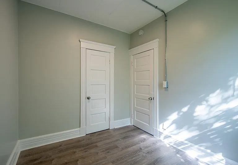 11 King Ave #2 — Photo 32