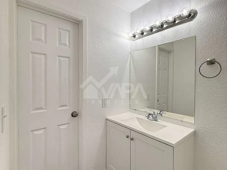 8818 Bridington — Photo 13