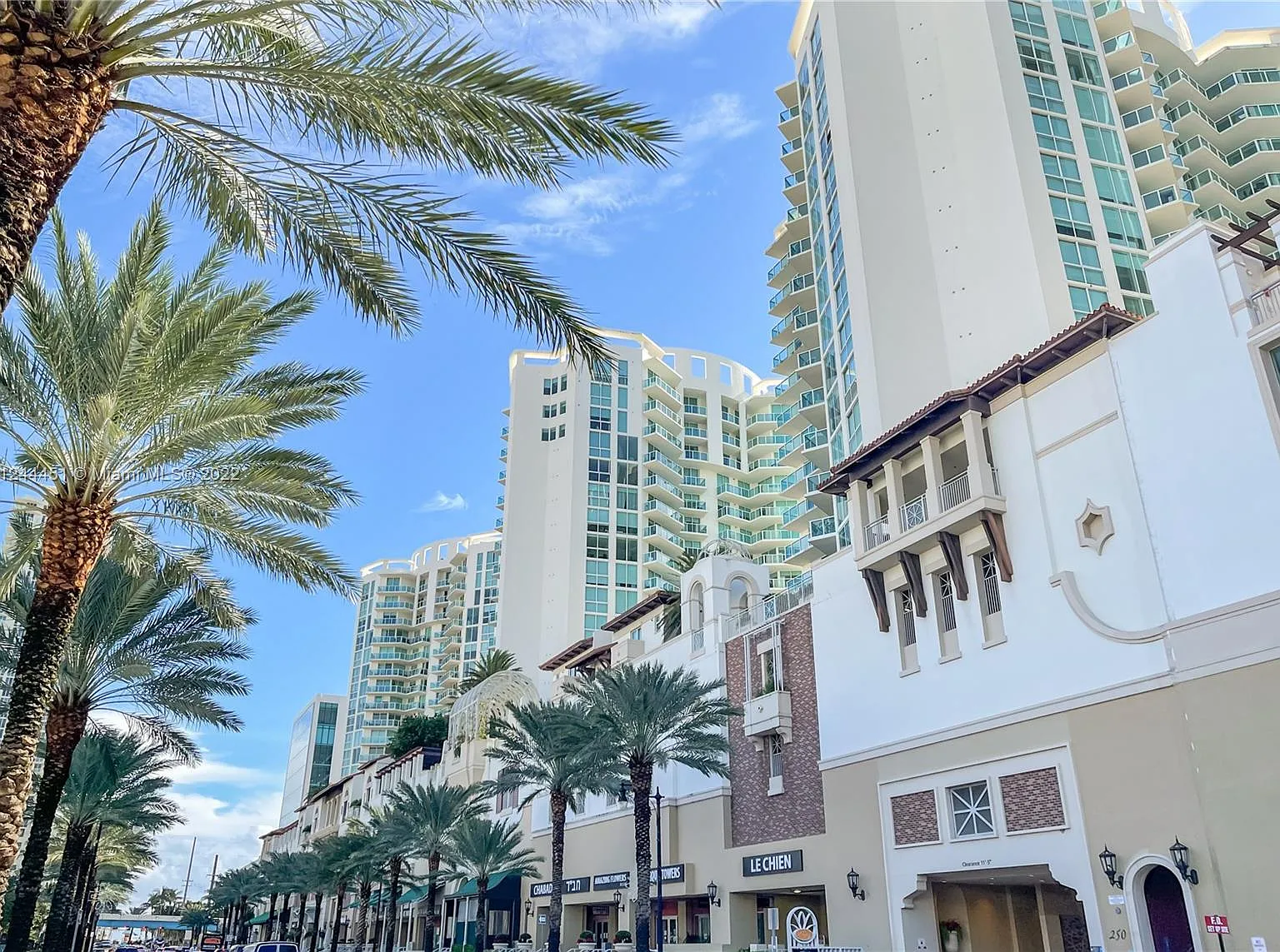 Sunny Isles Blvd, Sunny Isles Beach — Photo 2