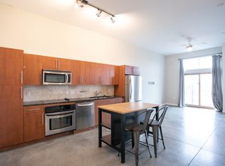 2124 E 6th St UNIT 413, Austin, TX 78702
