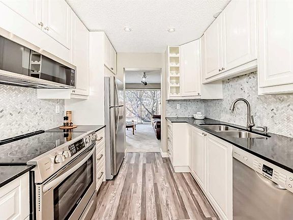 5th image of 179 W Ranchridge Dr NW