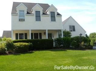 9 Tremont Dr, Albany, NY 12205