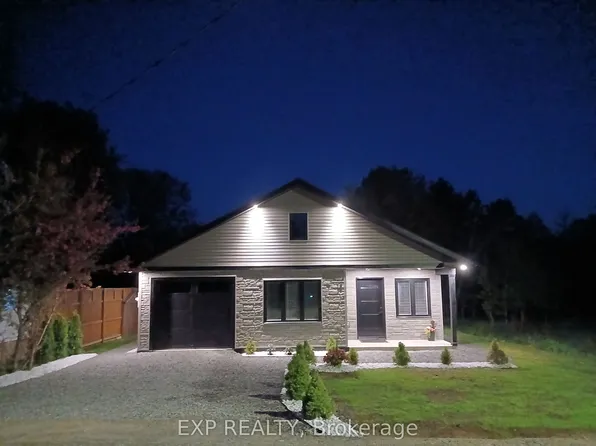 15 Zilney St, Madawaska Valley, ON K0J 1B0