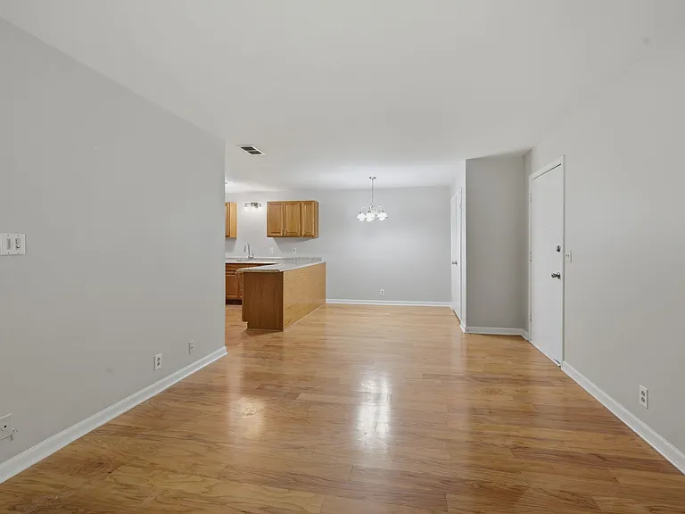 815 Ashlawn Pl — Photo 6
