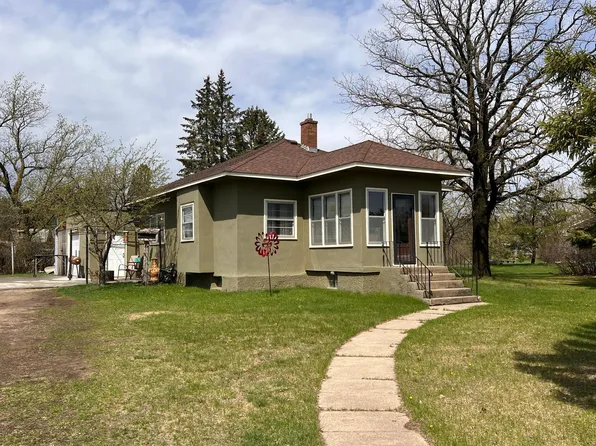 1409 4th St NE, Staples, MN 56479
