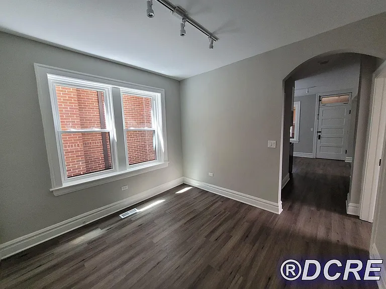 1714 N Wolcott Ave #1R — Photo 5