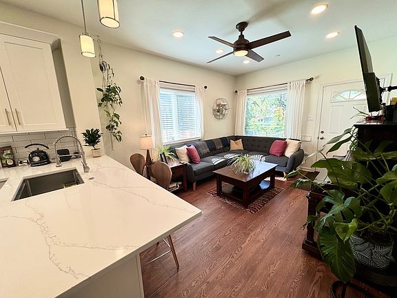5th image of 4640 E 17th Avenue Pkwy