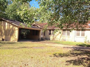 153 Redwood St, Strong, AR 71765