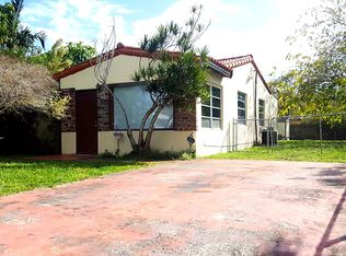 2418 Thomas St, Hollywood, FL 33020
