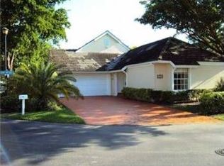 9860 NW 49th Ter, Doral, FL 33178