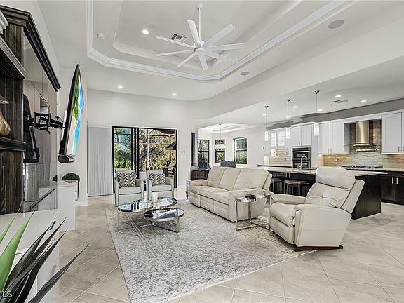 5th image of 28440 San Amaro Dr