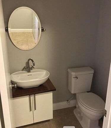 2nd image of 8852 La Riviera Dr Unit B