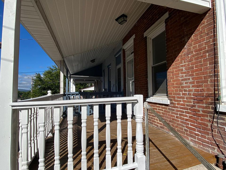 513 Lincoln Ave, Pottstown, PA 19464 | Zillow