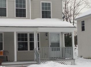 24 Carriage Ln #B, Portland, ME 04103