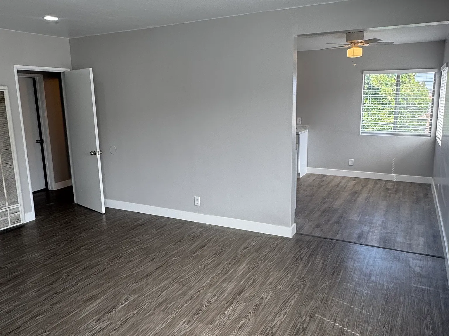 2 bed, 1000 sqft, $2,350 — Photo 4