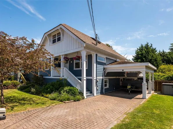 2161 Fair St, Oak Bay, BC V8R 2G9