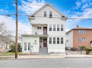 335 Academy Ave, Providence, RI 02908