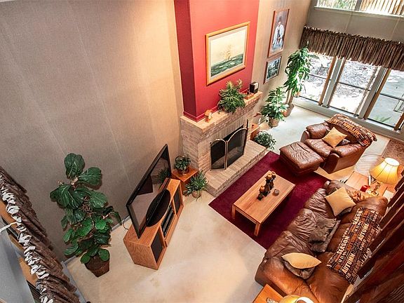 5th image of 18226 Lakeside Ln