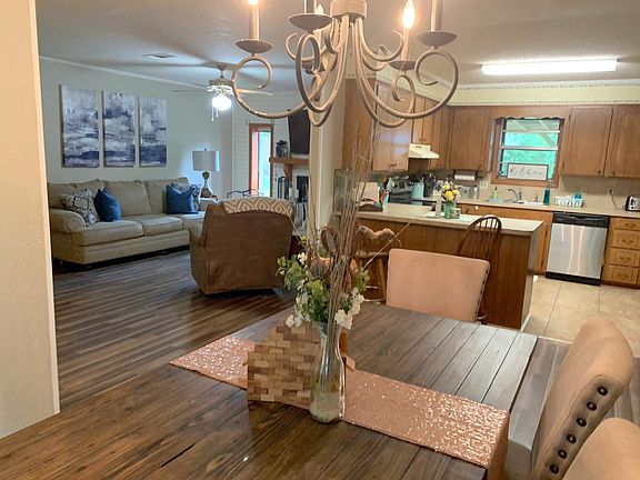 4th image of 1309 Bluebird Hill Dr