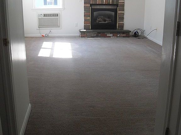5th image of 111 Briarwood Dr