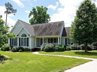 176 Evergreen Dr, Pittsboro, NC 27312