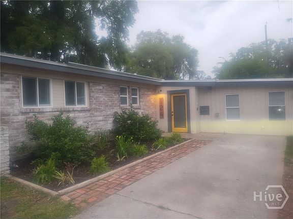 2nd image of 124 Inca Road