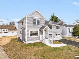 15 Moore Pl, North Arlington, NJ 07031