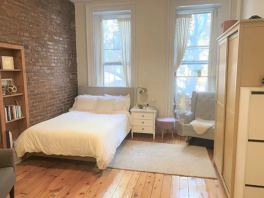 Rented by Douglas Elliman | media 1