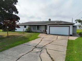 2095 Brettrager Dr, Saginaw, MI 48601
