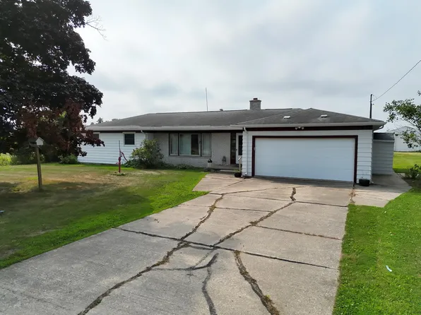 2095 Brettrager Dr, Saginaw, MI 48601