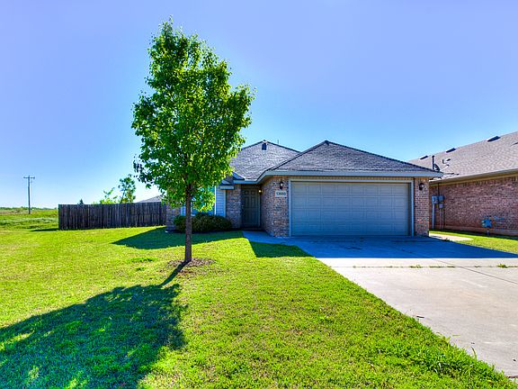 3rd image of 13660 Bradbury Ln