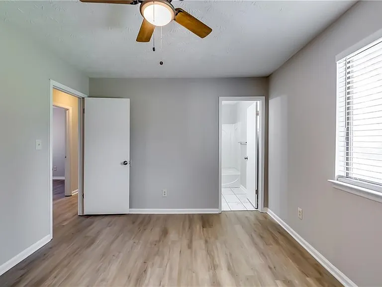 6627 Bent Creek Dr — Photo 11