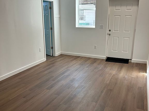 4th image of 55 Main St Unit 7