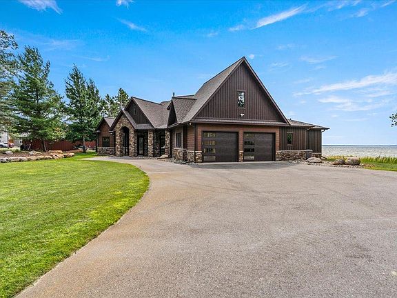3rd image of 12583 N Pelican Ln